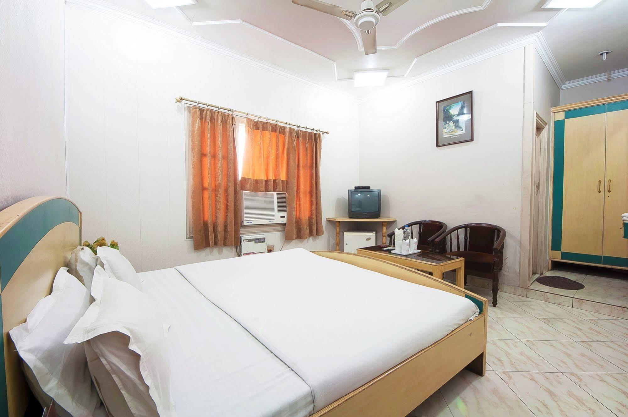 Fabhotel Basera Amritsar Ngoại thất bức ảnh