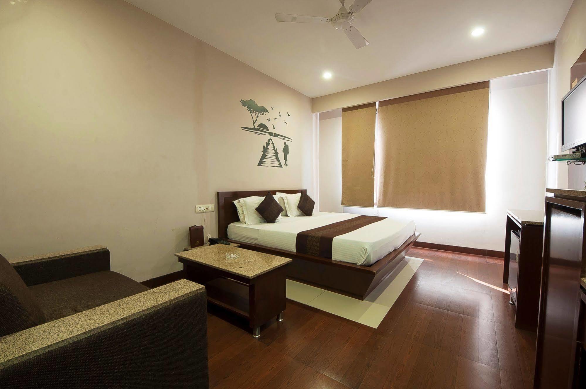 Fabhotel Basera Amritsar Ngoại thất bức ảnh