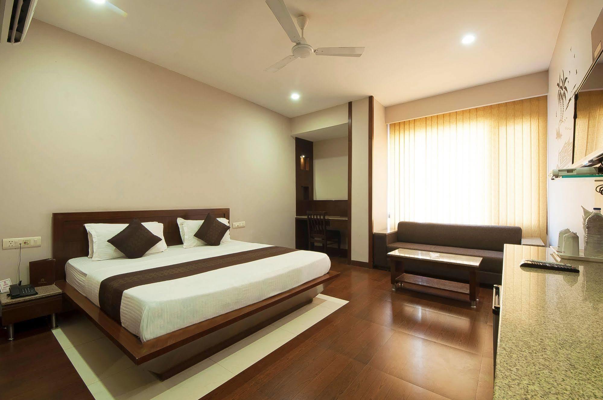 Fabhotel Basera Amritsar Ngoại thất bức ảnh