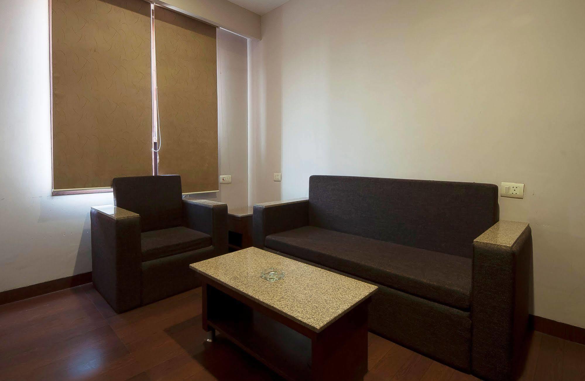 Fabhotel Basera Amritsar Ngoại thất bức ảnh